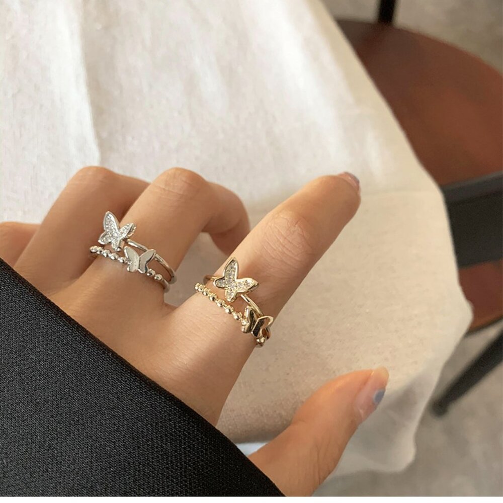 22010 Dainty Butterfly Adjustable Ring